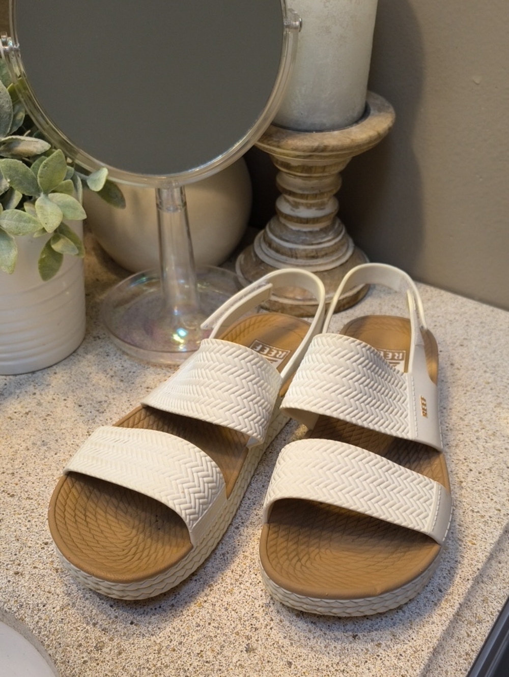 Reef Women’s Off White Dual-Strap Slingback Sandals - Picture 12 of 14